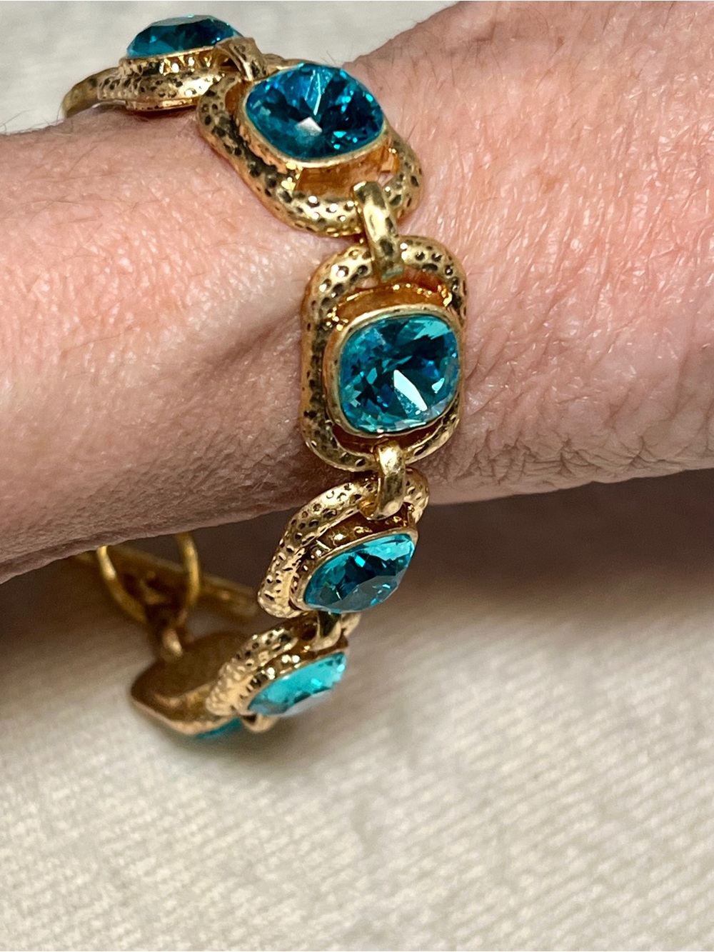 Oscar de la Renta Vintage Green Cryst Zircon Bracelet Genuine Gold Plated - Picture 4 of 10